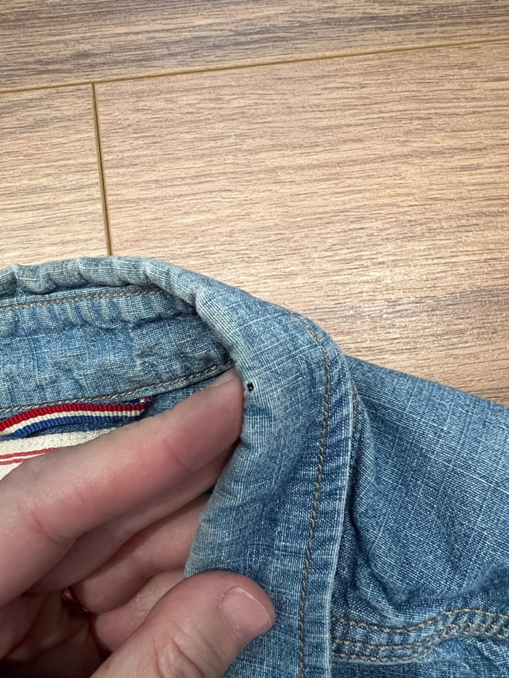Iron & Resin Denim Shirt Size Medium - Picture 3 of 14